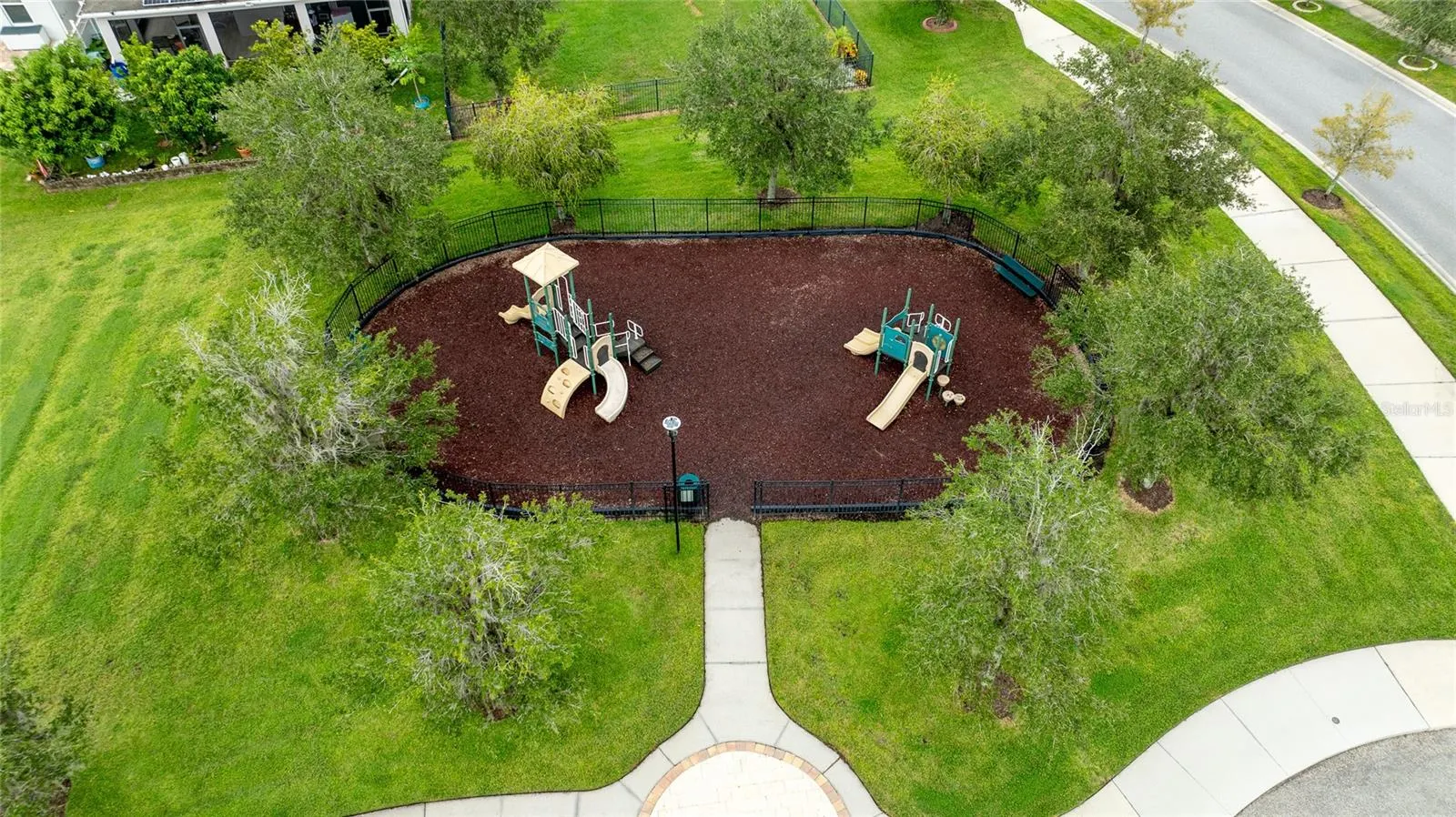 2817 MONTICELLO WAY