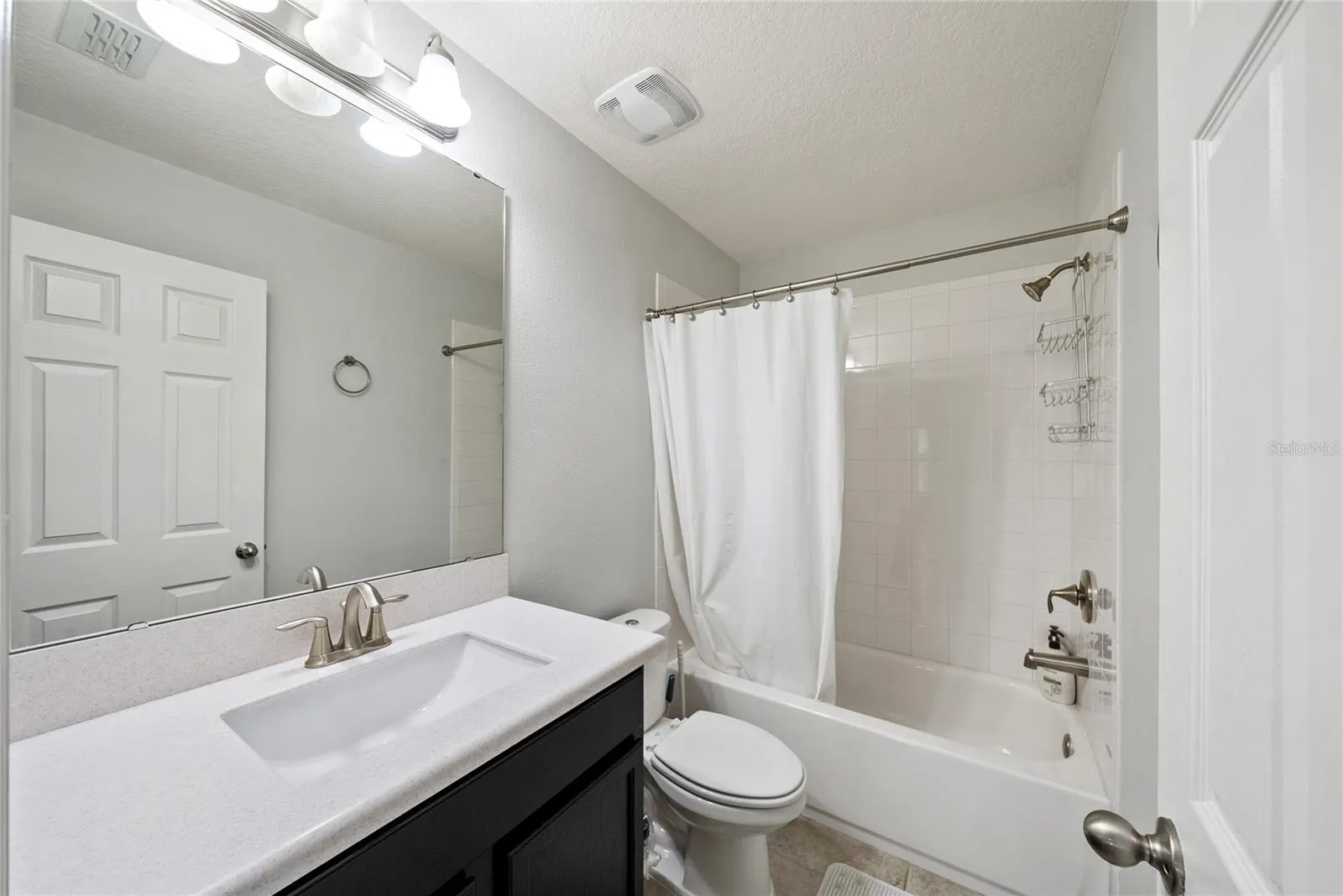 2817 MONTICELLO WAY