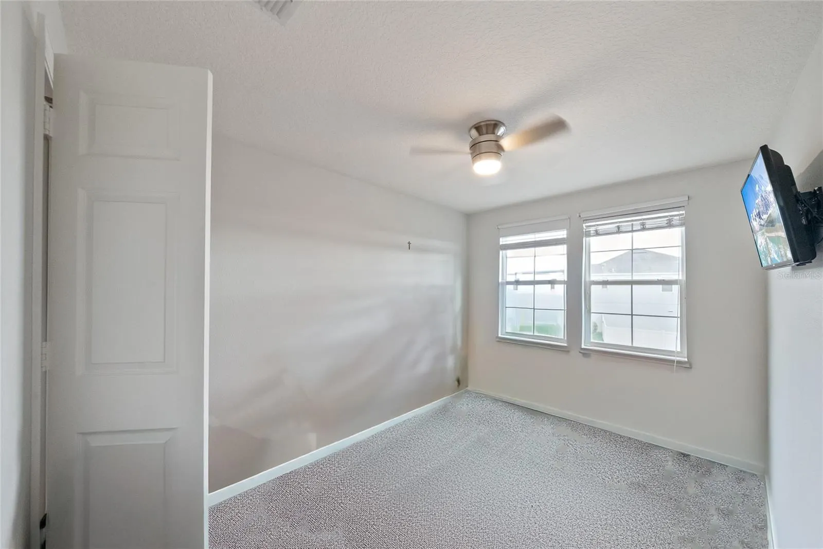 2817 MONTICELLO WAY