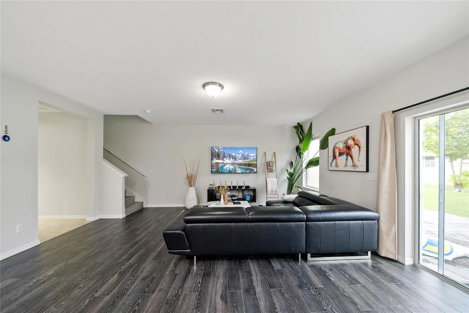 2817 MONTICELLO WAY
