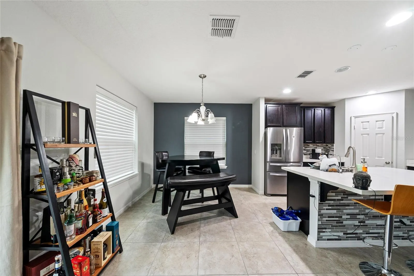 2817 MONTICELLO WAY