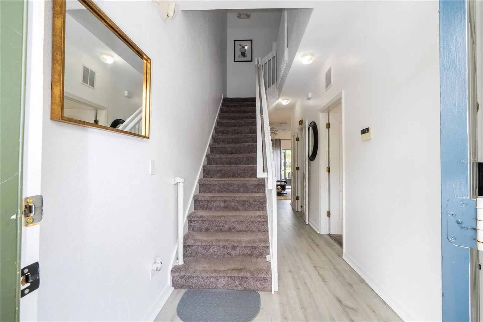 2433 CARAVELLE CIR