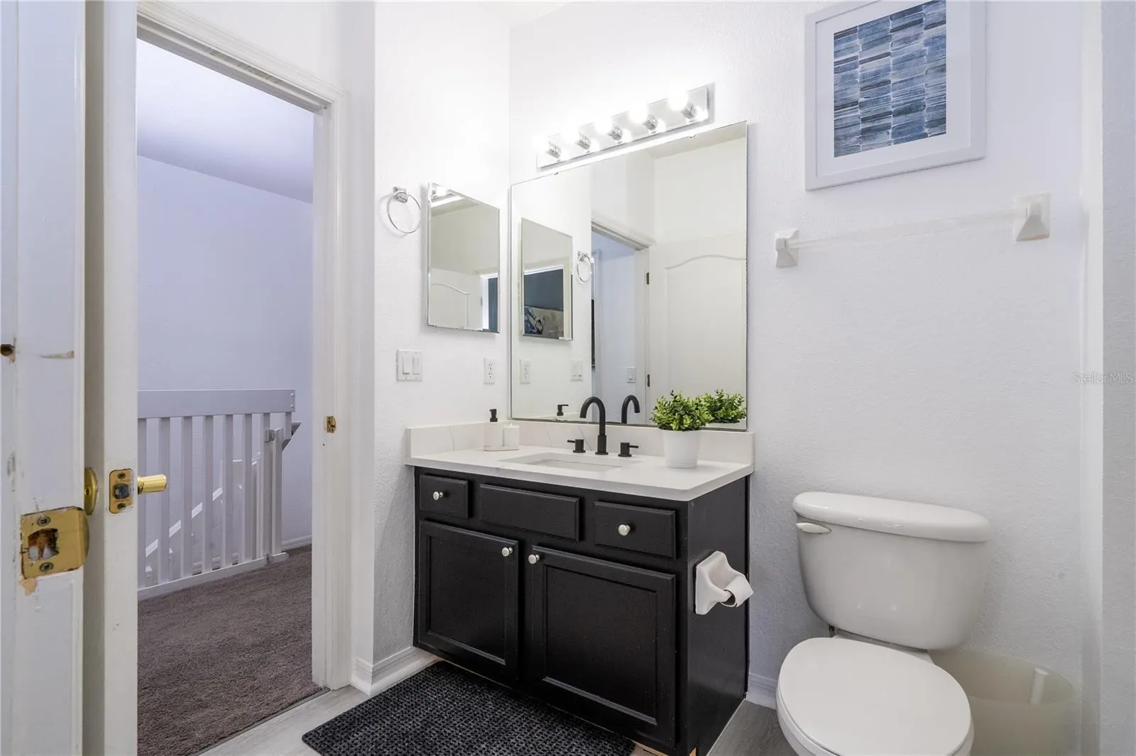 2433 CARAVELLE CIR