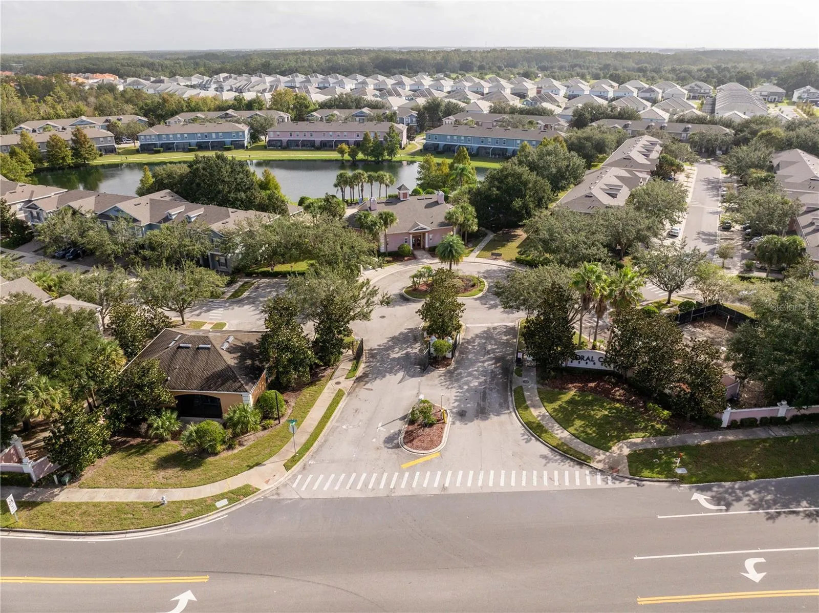 2433 CARAVELLE CIR