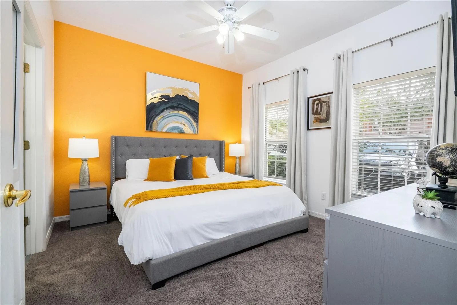 2433 CARAVELLE CIR