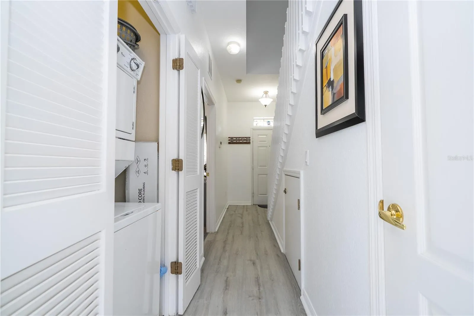 2433 CARAVELLE CIR