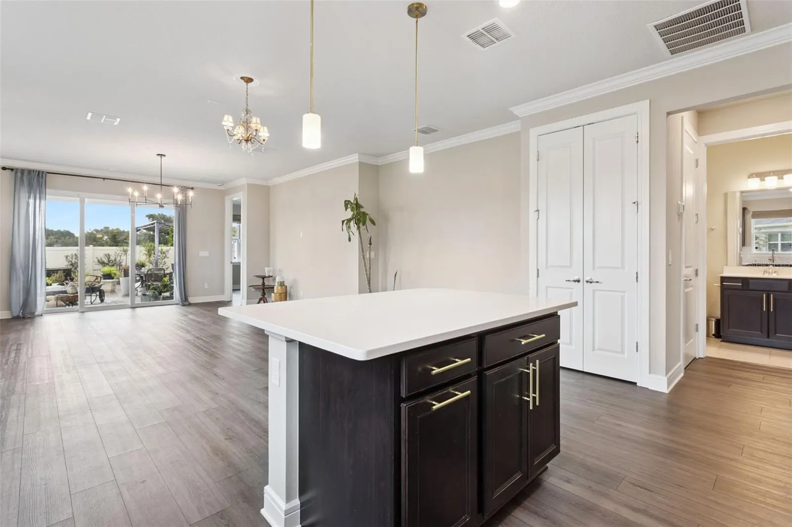 1901 SPRING SHOWER CIR
