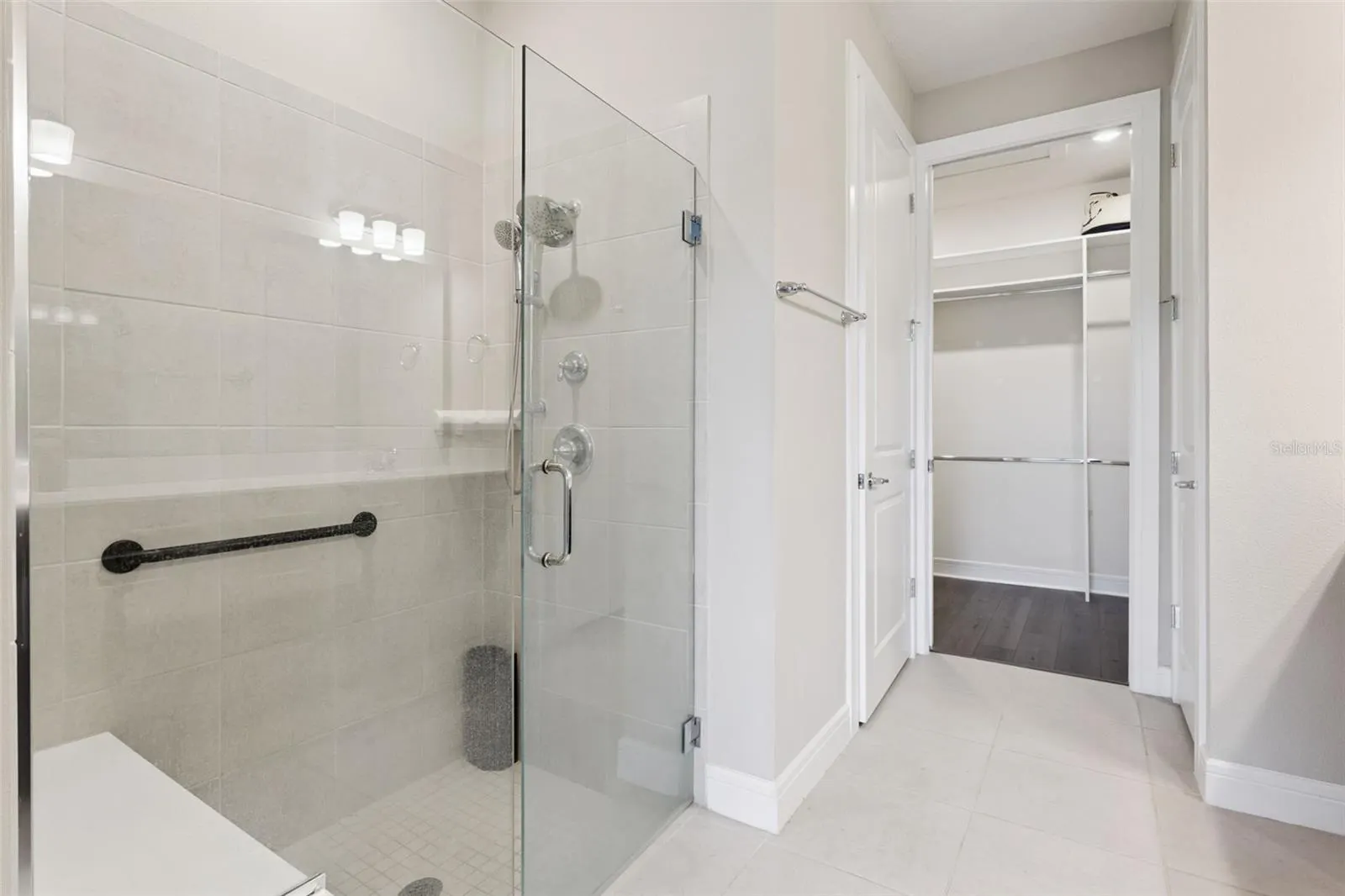 1901 SPRING SHOWER CIR
