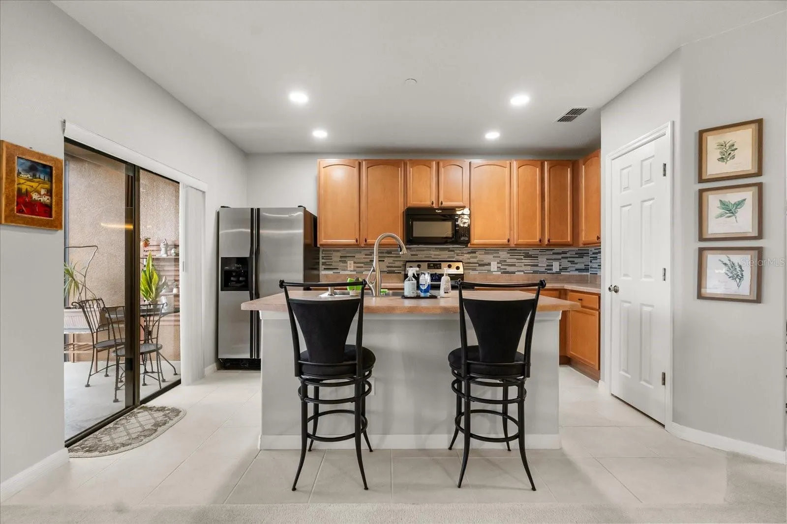 9612 DORIS LN