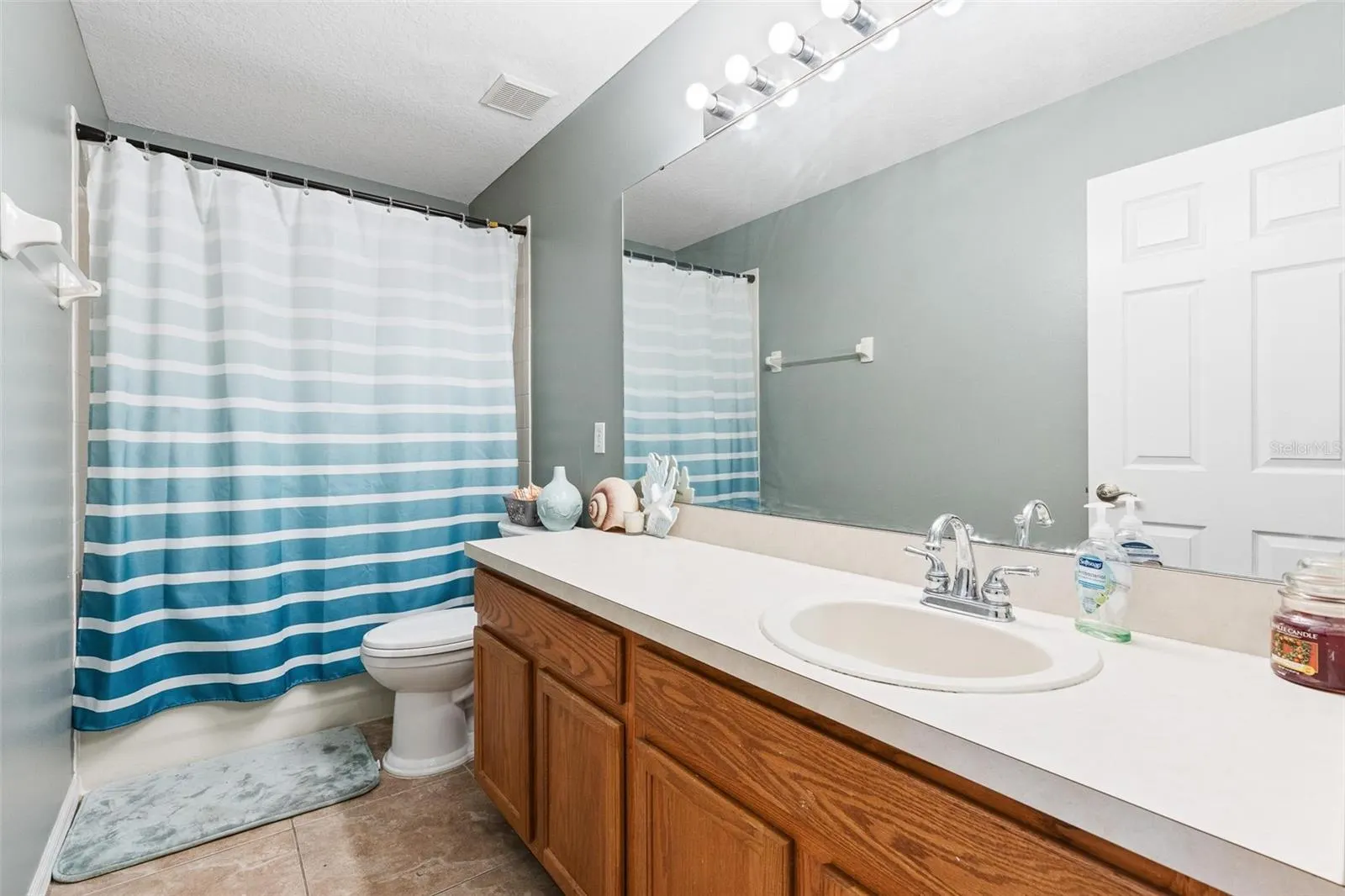 817 KAMCHATKA CT