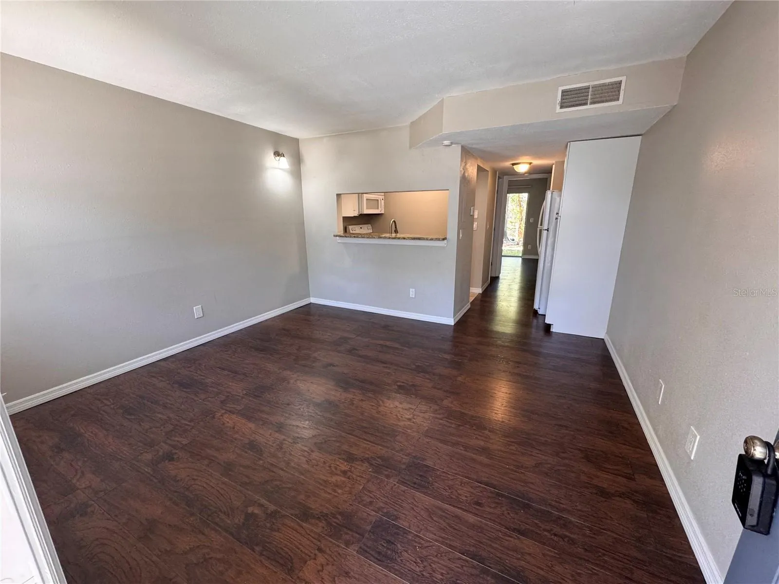 7113 E BANK DR #103, #103