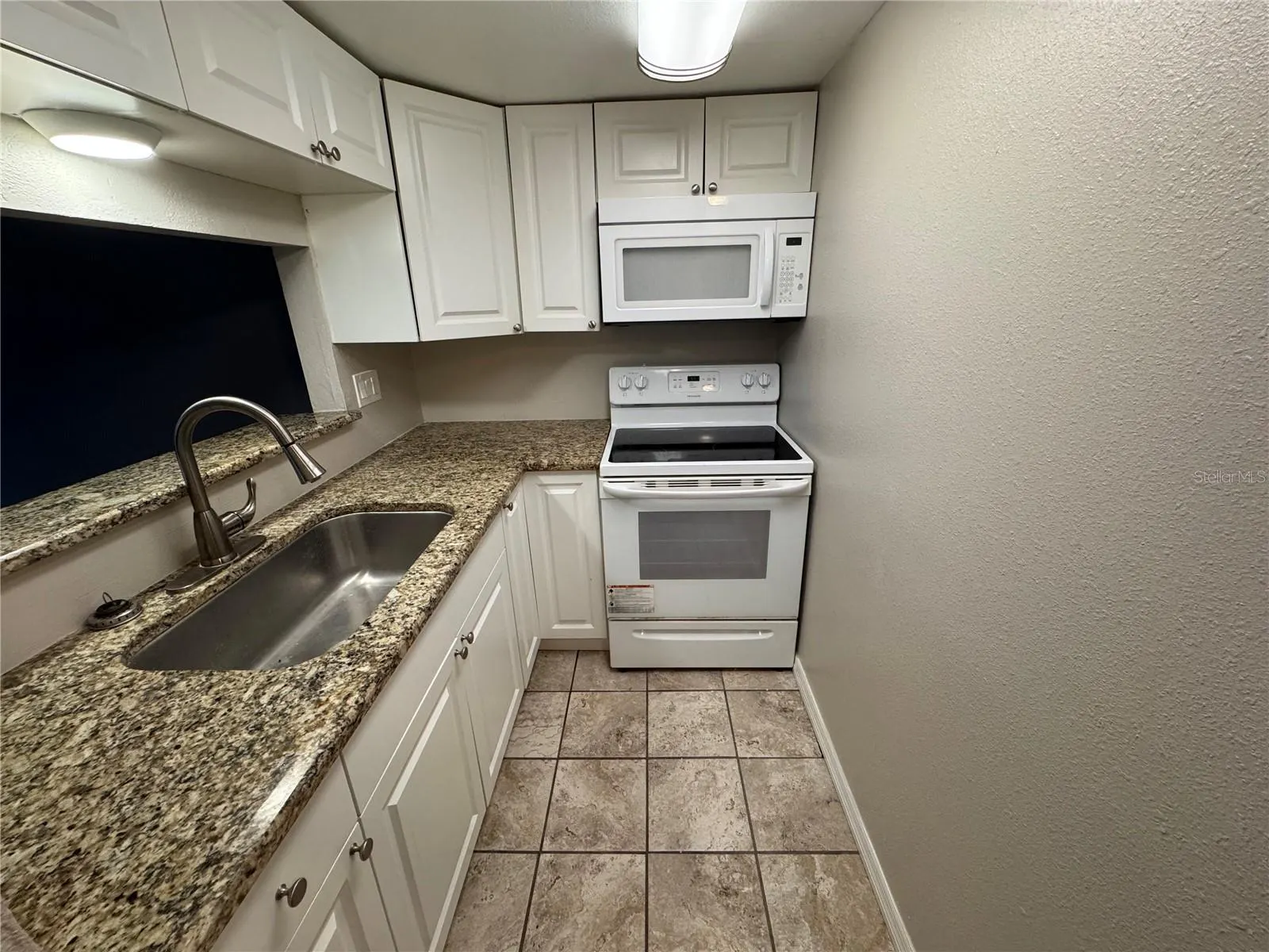 7113 E BANK DR #103, #103