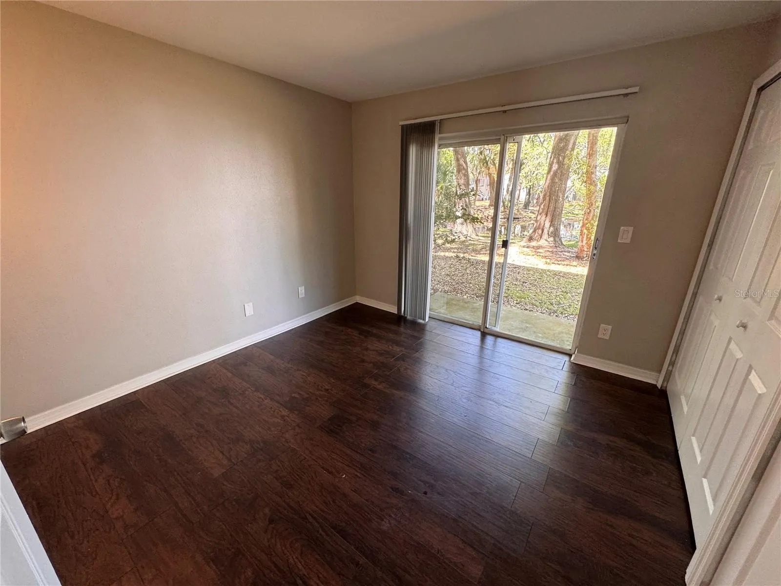 7113 E BANK DR #103, #103