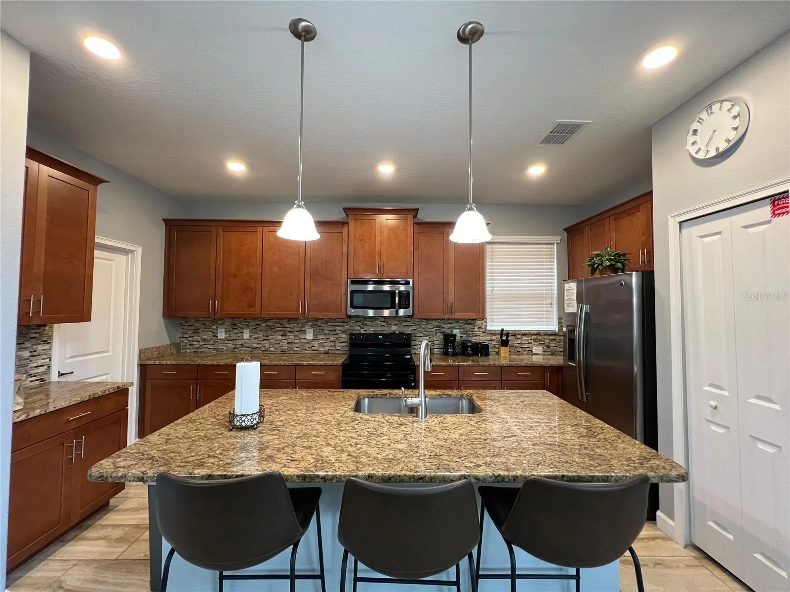 5439 SOLTERRA CIR
