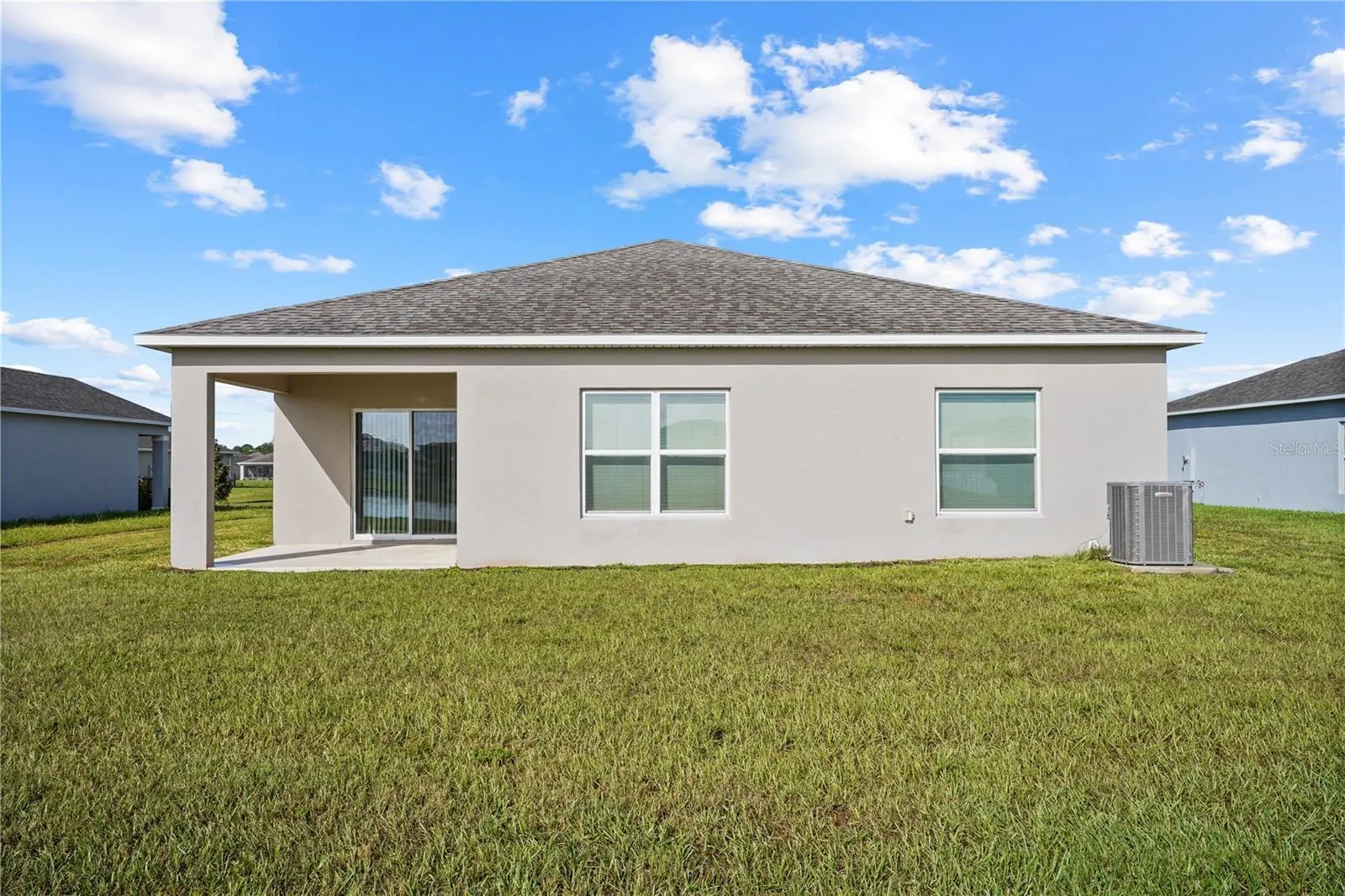 221 AQUAMARINE LN