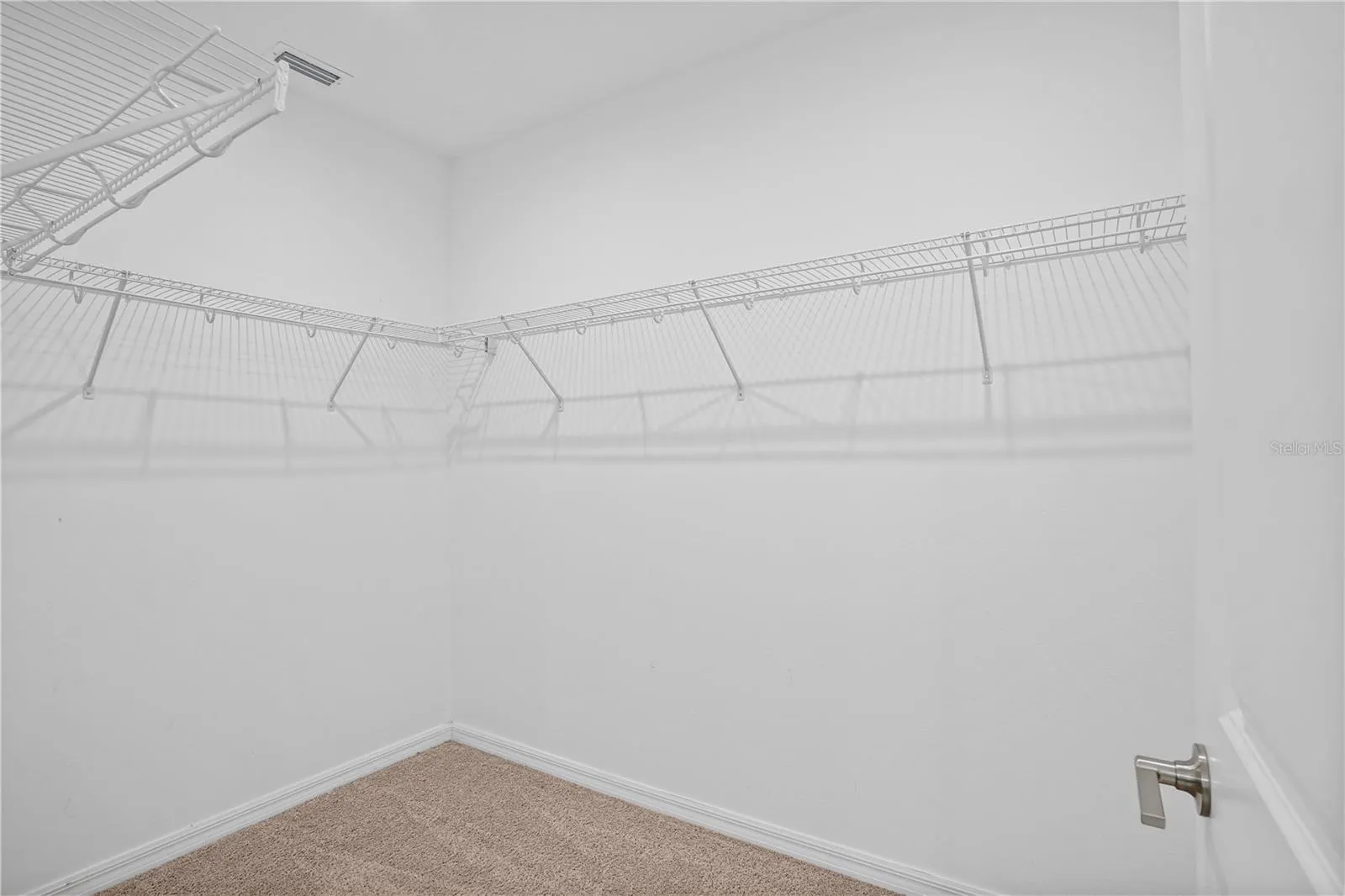 221 AQUAMARINE LN
