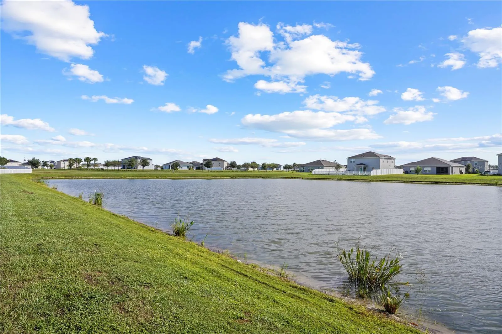 221 AQUAMARINE LN