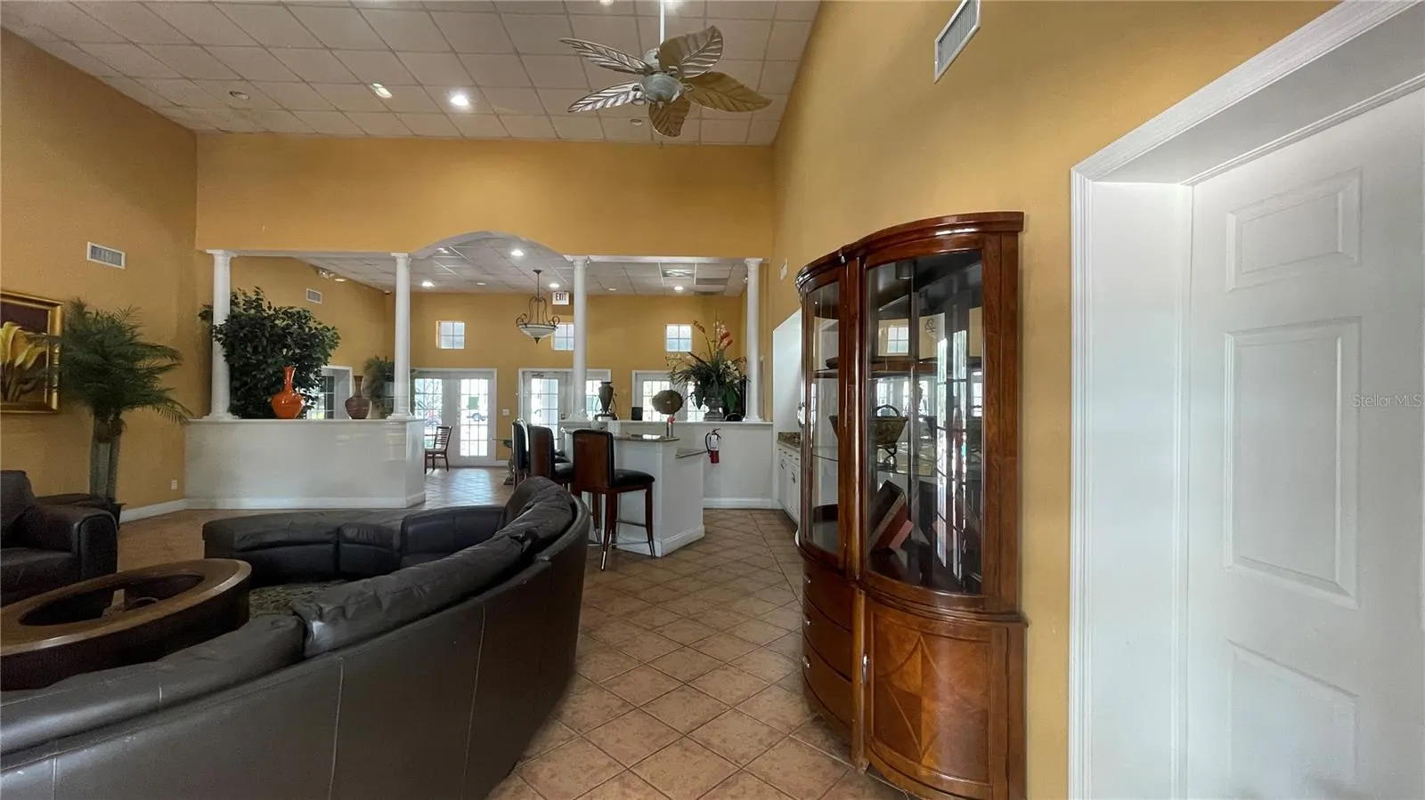 2850 SOMERSET PARK DR #201, #201