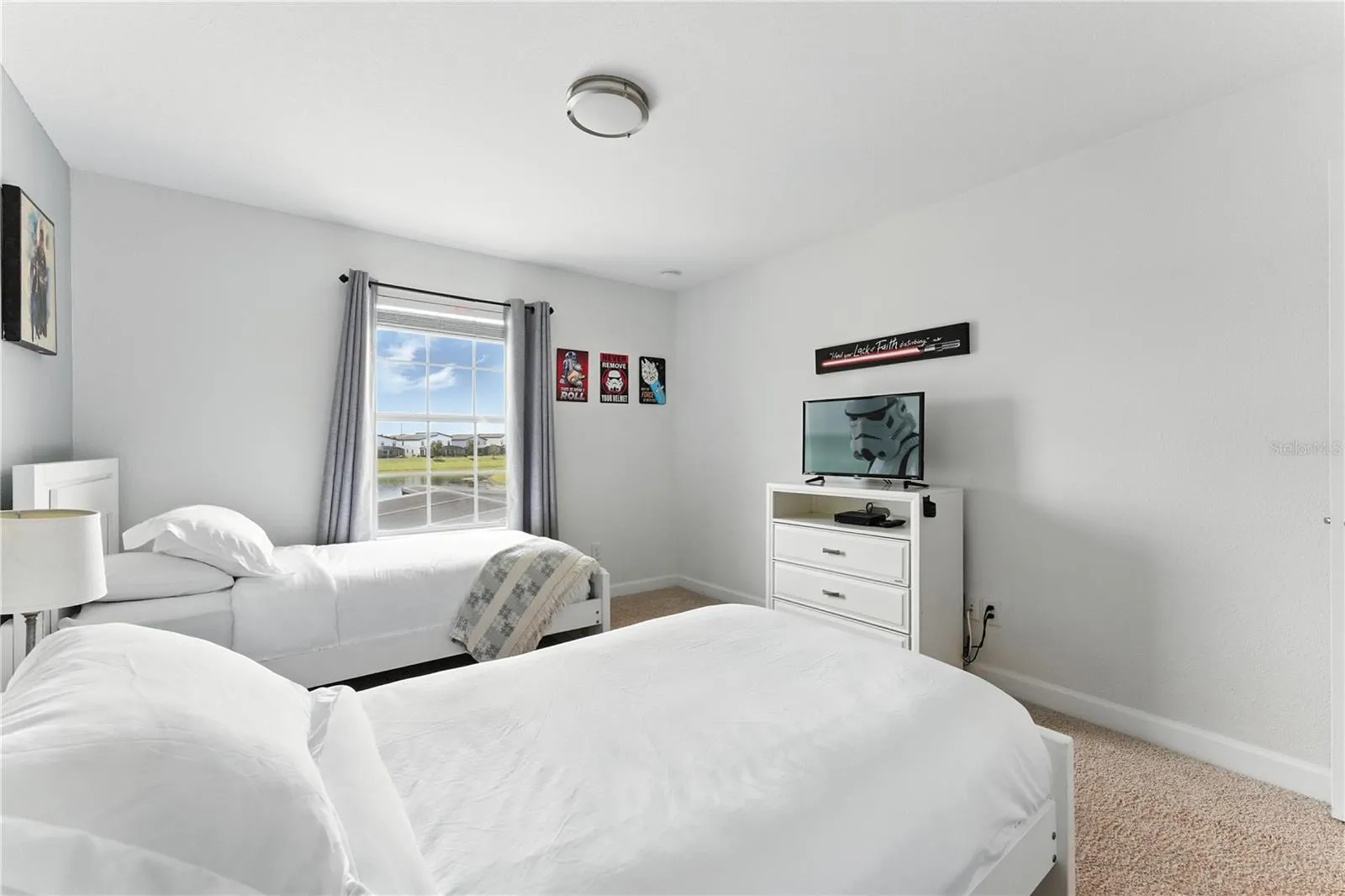 3121 PEQUOD PL