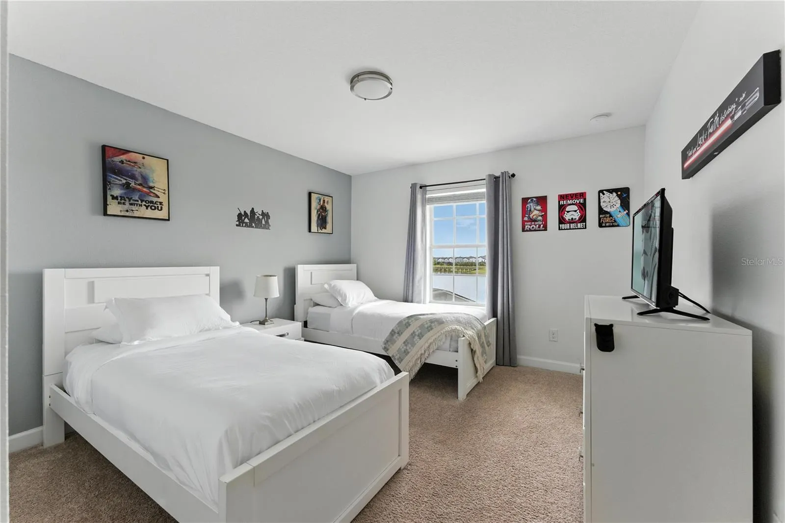 3121 PEQUOD PL