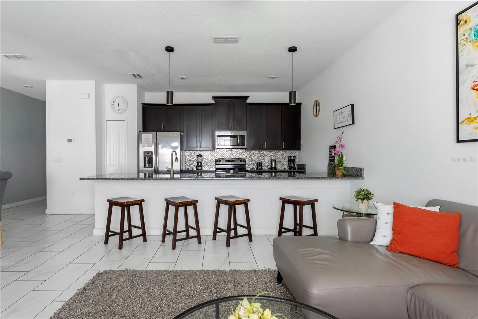 3121 PEQUOD PL