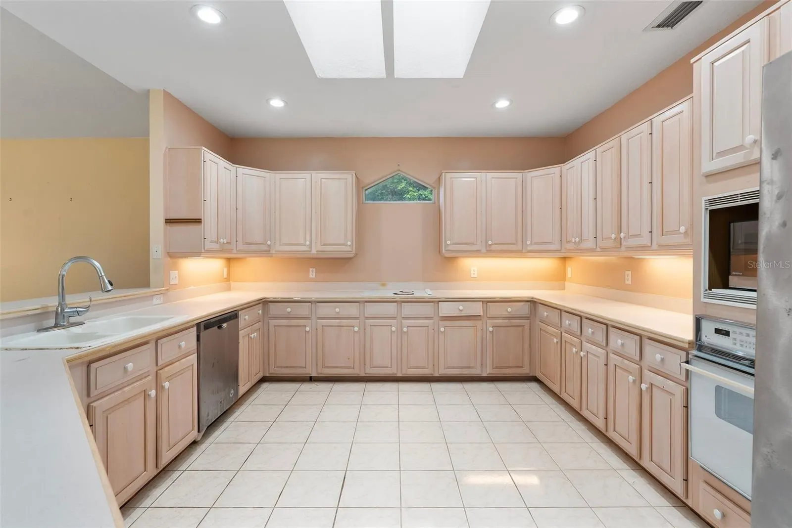 5110 PINE TOP PL