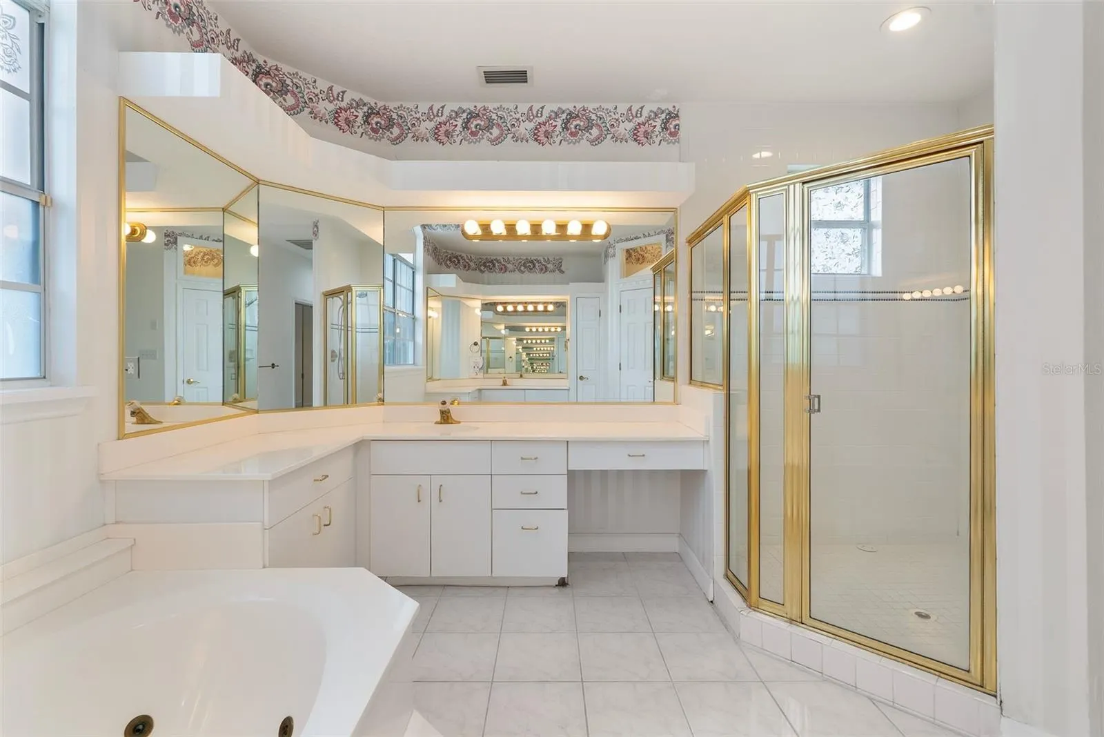 5110 PINE TOP PL