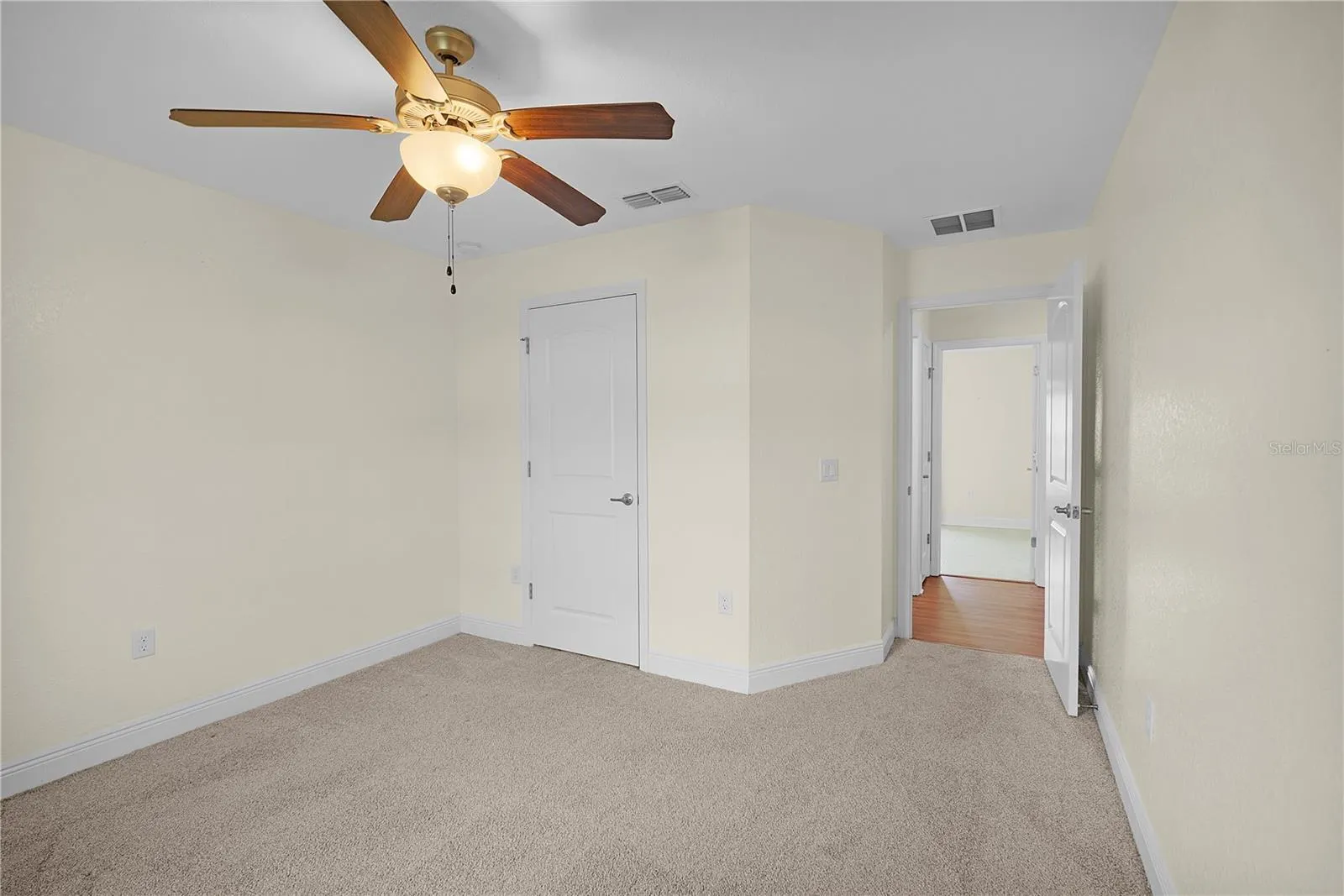 1522 BLUE SKY BLVD