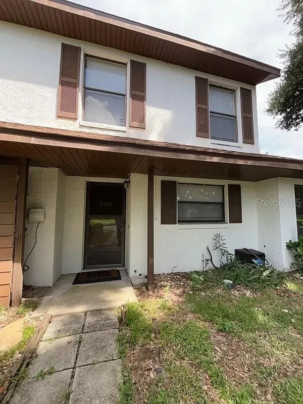9443 LAKE LOTTA CIR