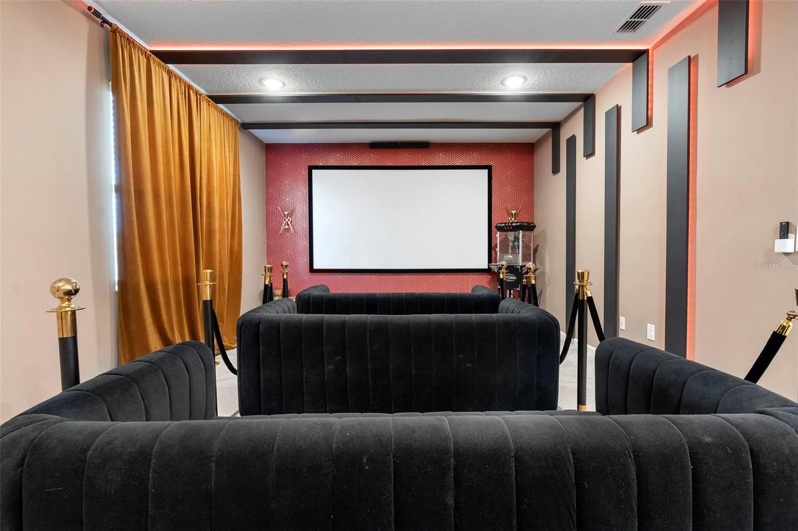 295 MARCELLO BLVD