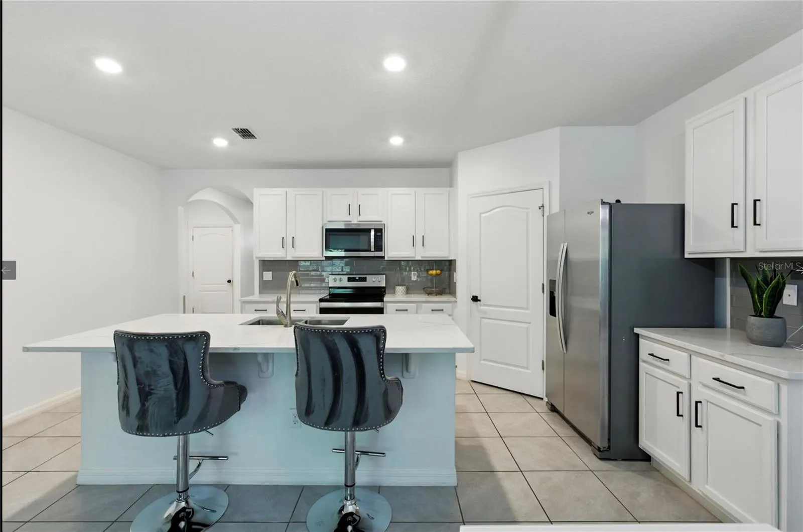 3741 CRIMSON CLOVER DR
