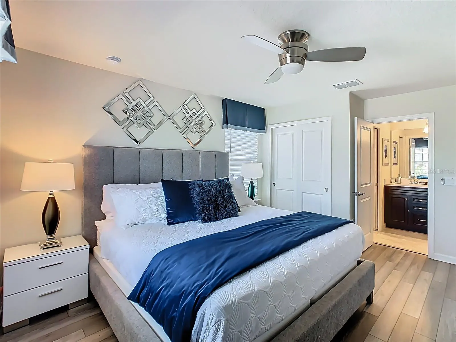 1901 SUMMER DR