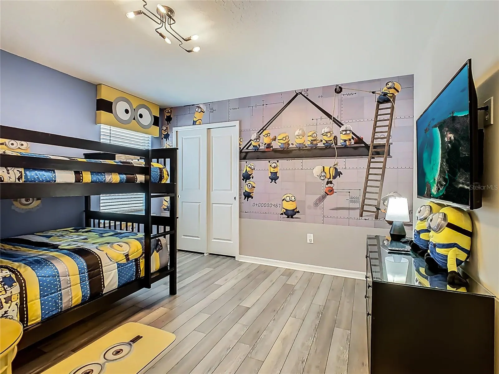 1901 SUMMER DR