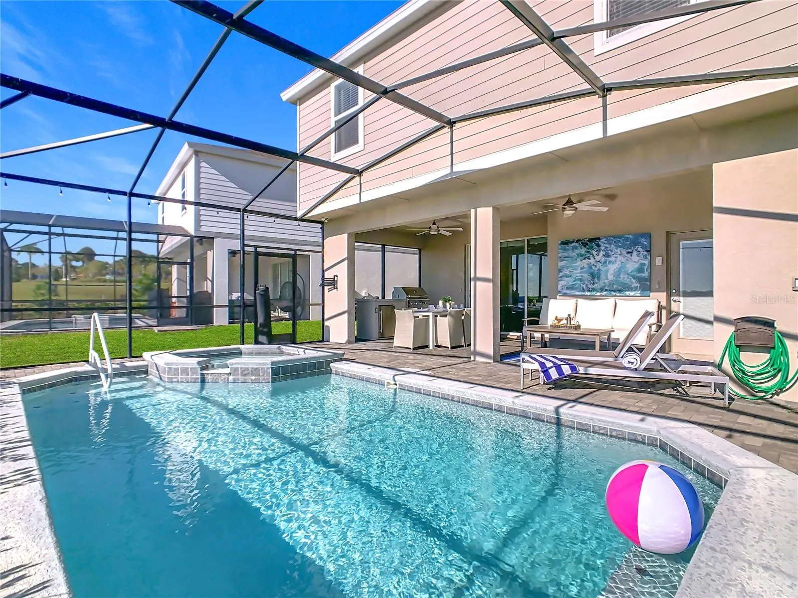 1901 SUMMER DR