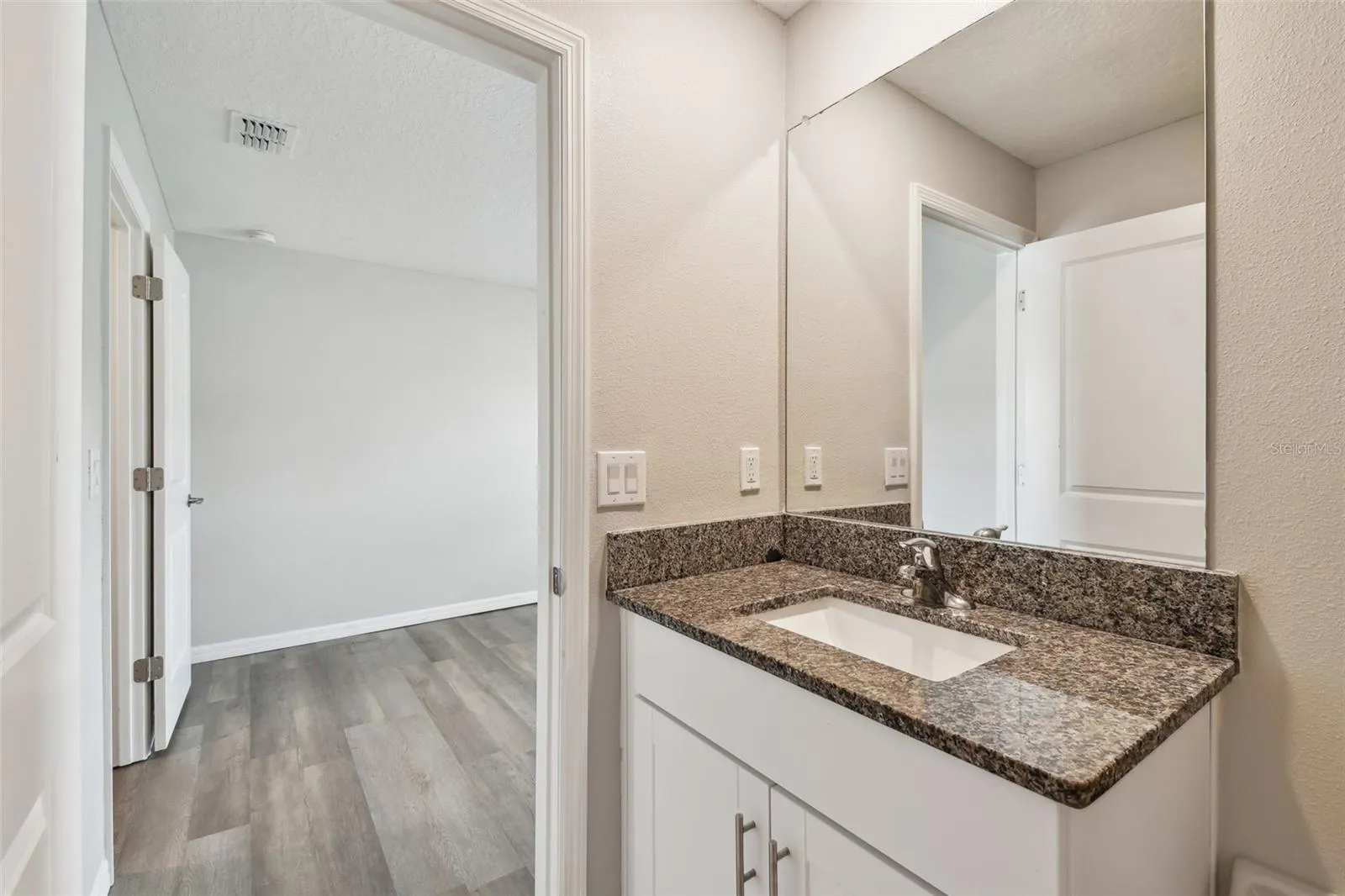 30814 VERIDIAN WAY