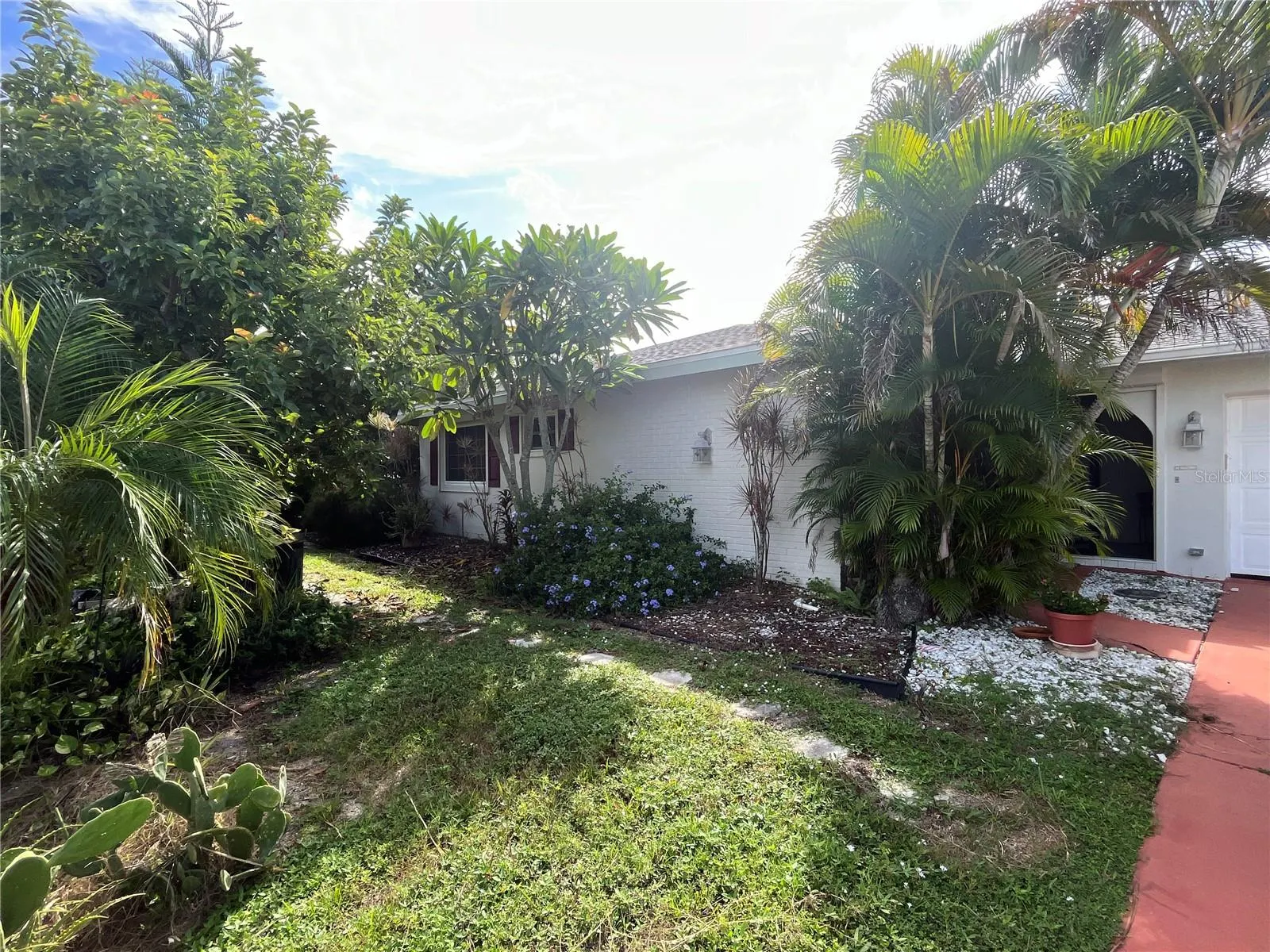 1010 SE 43RD TER