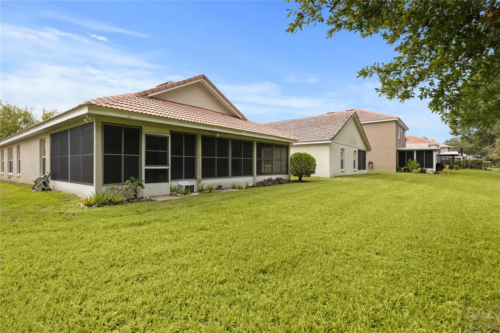 934 TORREY PINE DR