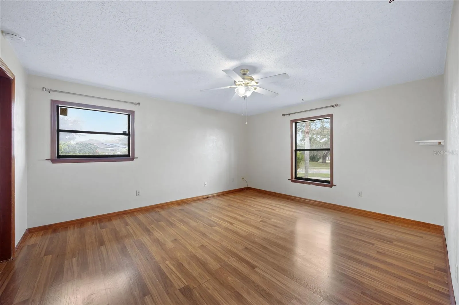 1351 BATON DR