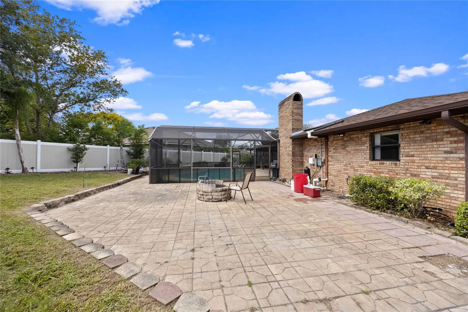 1351 BATON DR