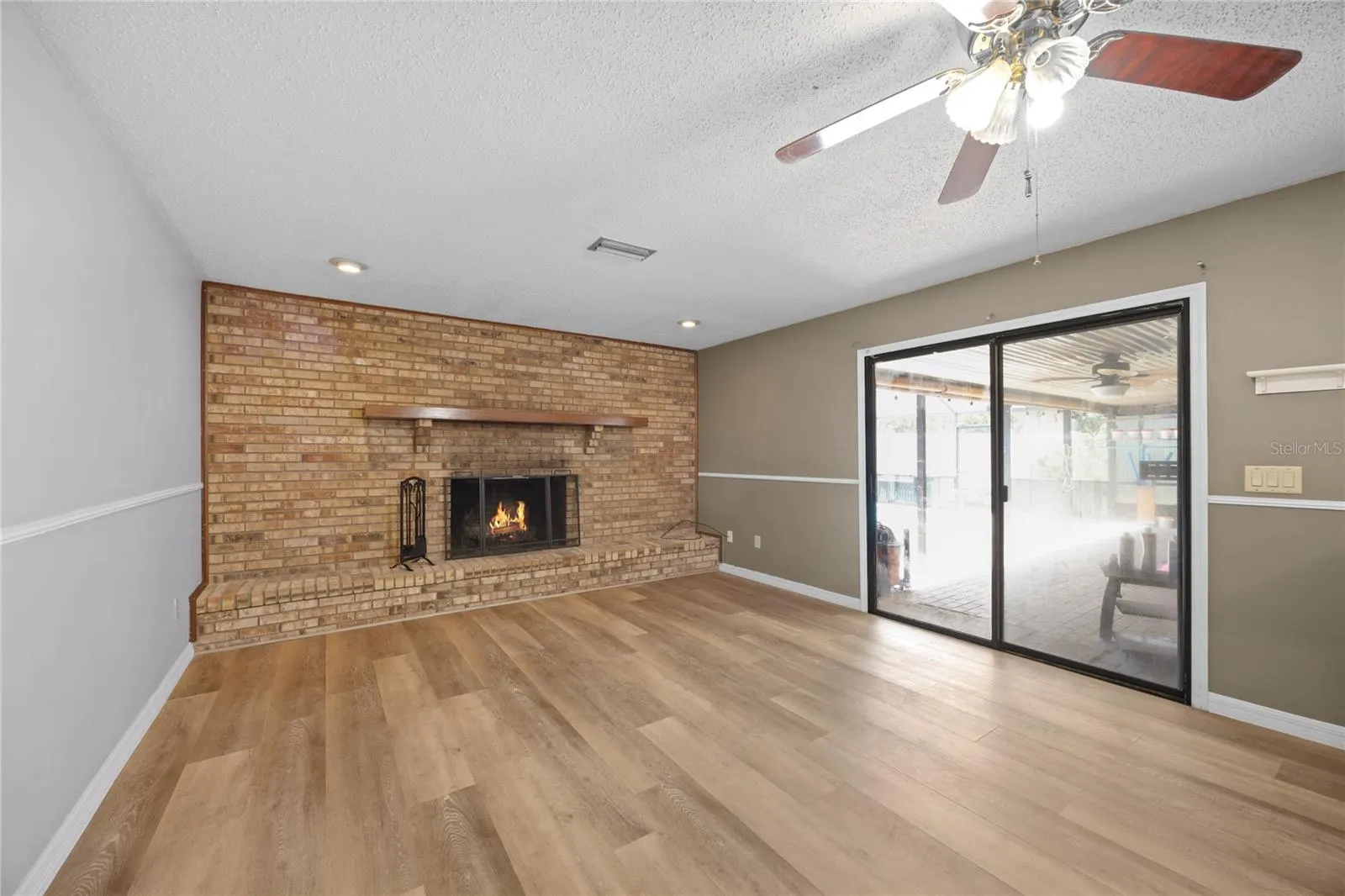 1351 BATON DR