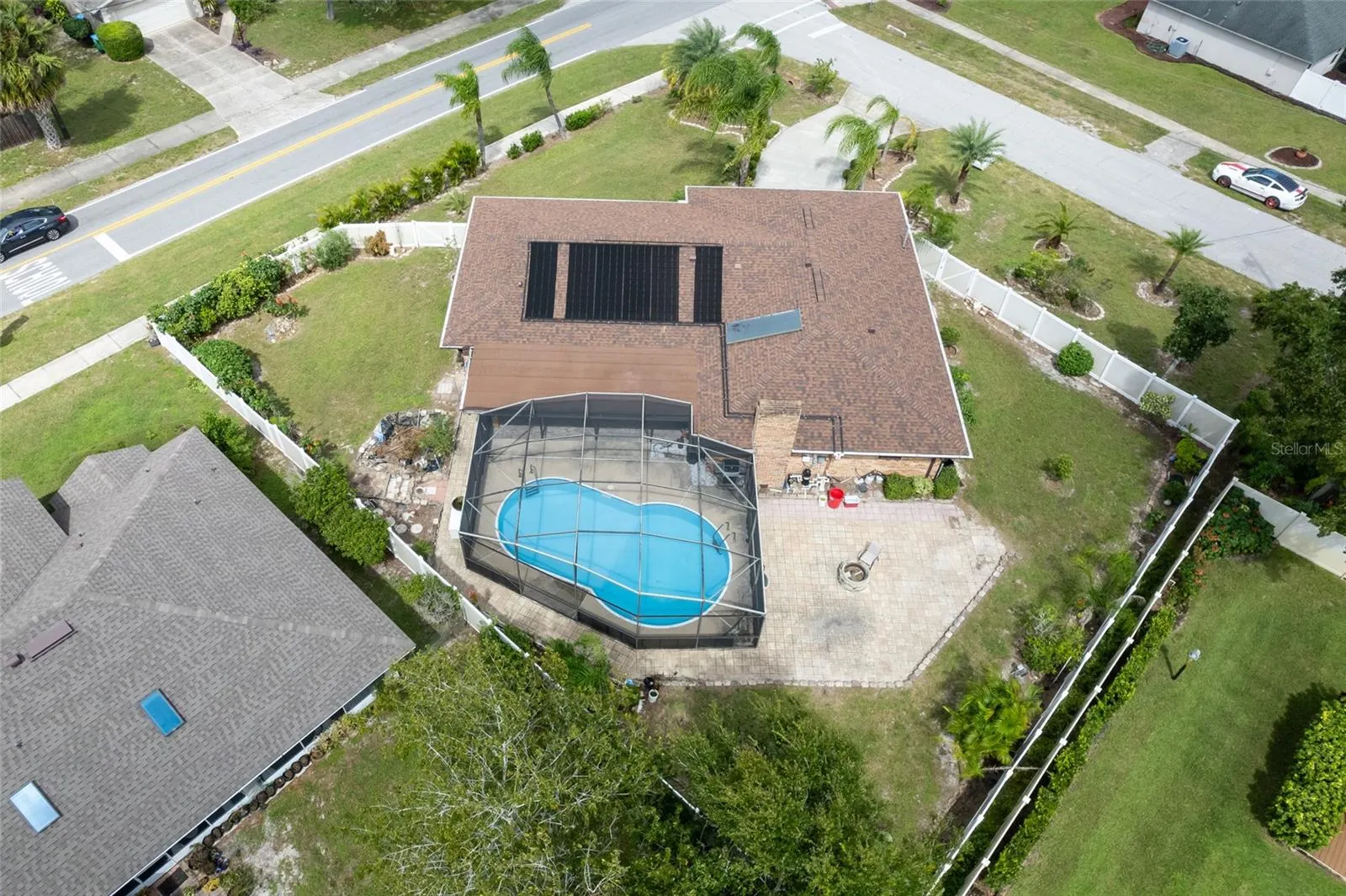 1351 BATON DR