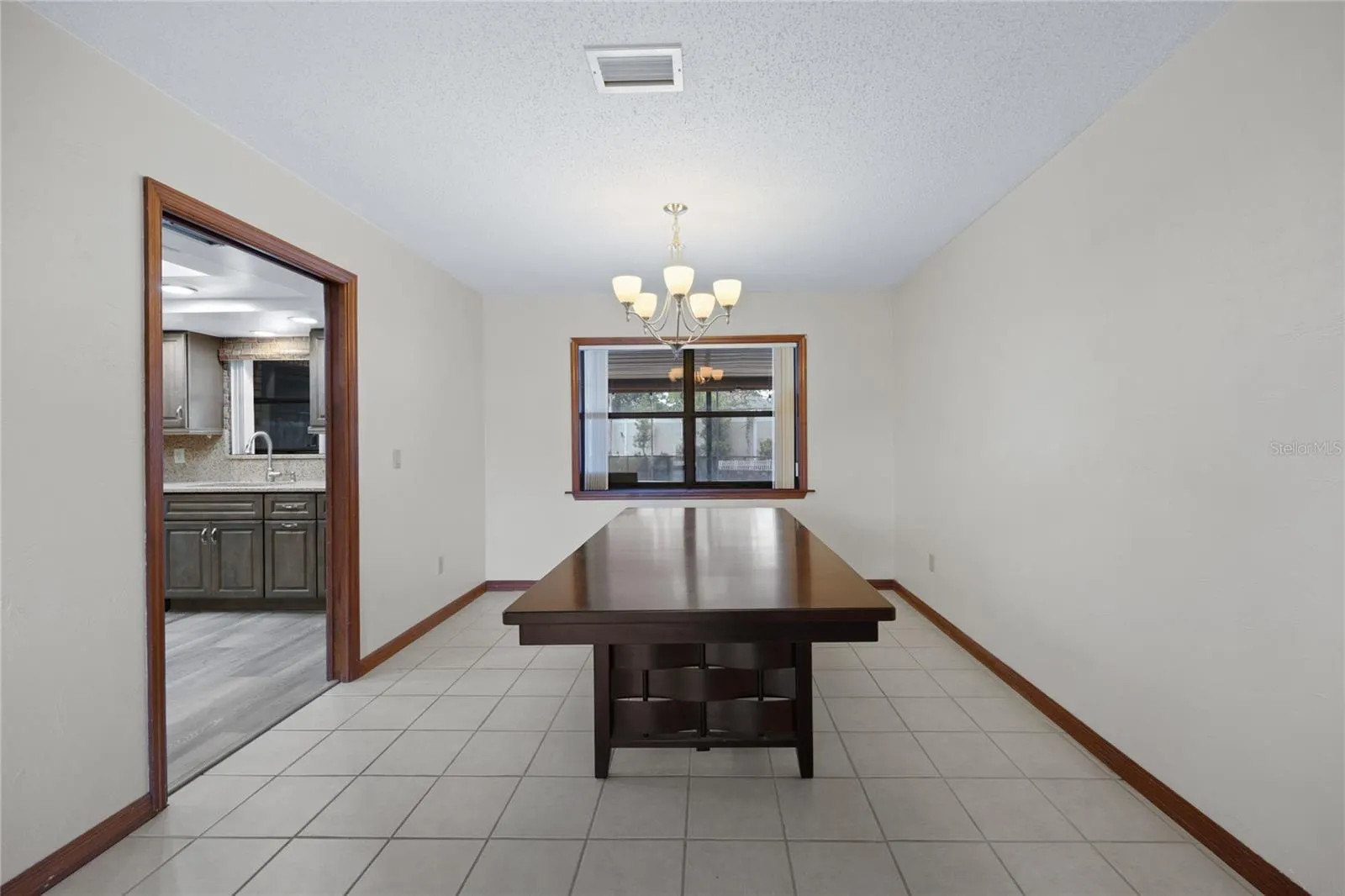 1351 BATON DR