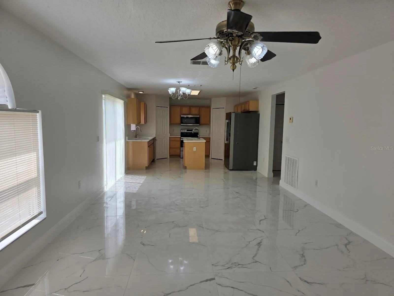2301 EL MARRA DR