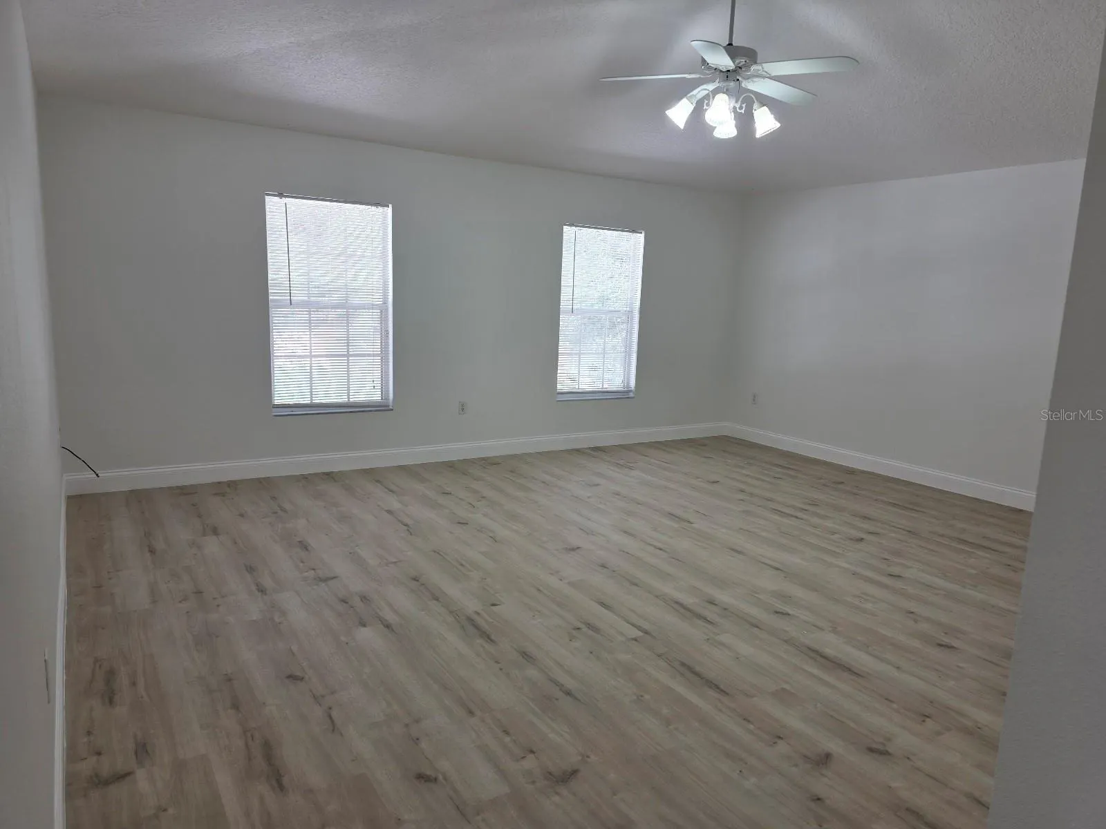 2301 EL MARRA DR