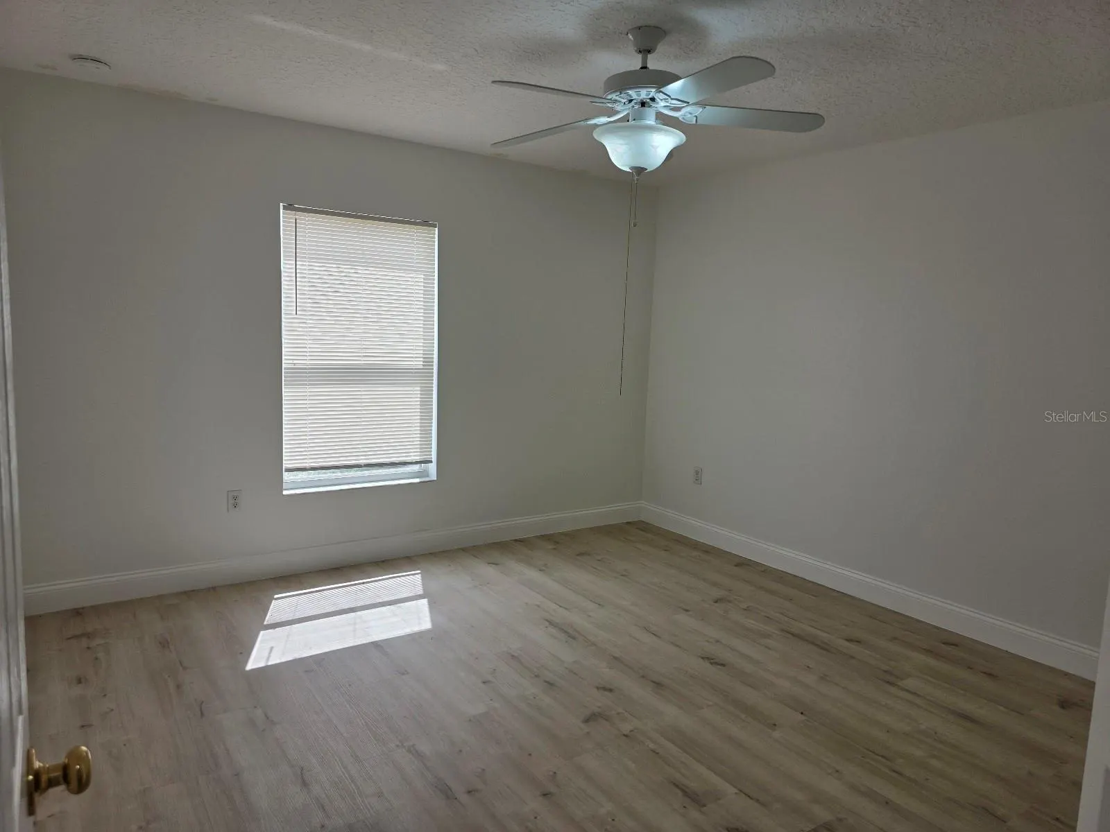 2301 EL MARRA DR