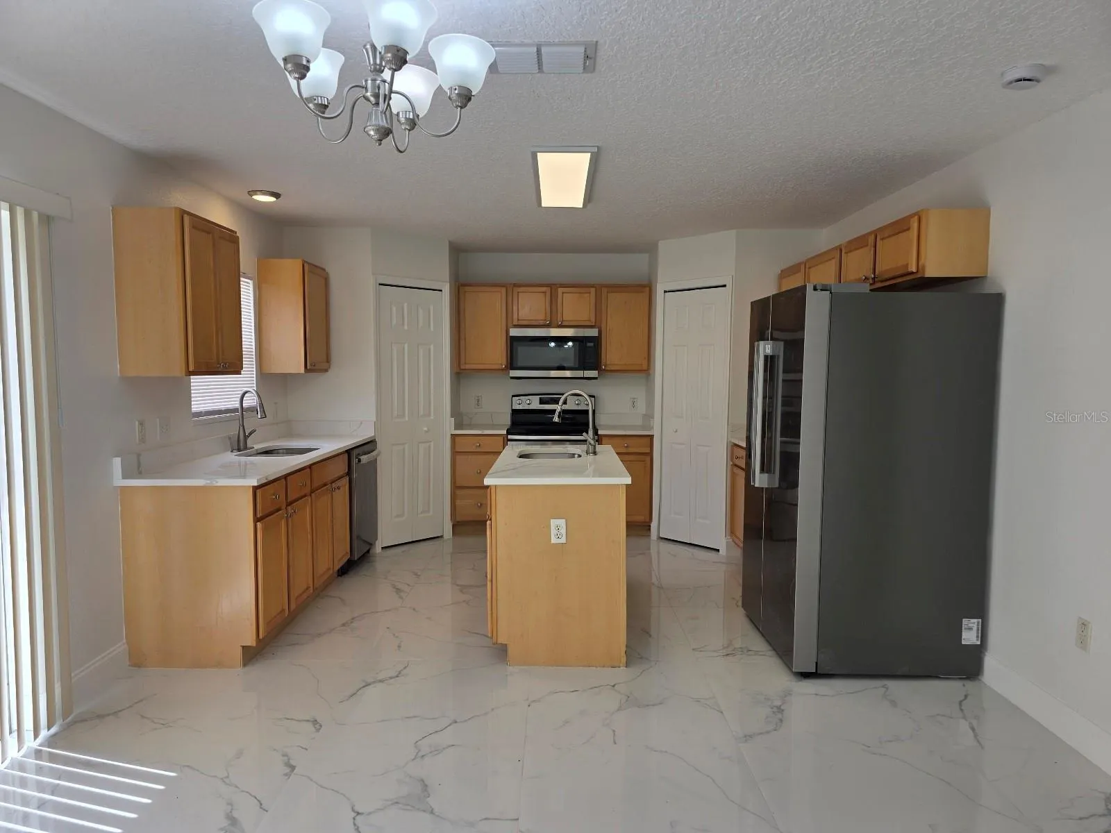2301 EL MARRA DR
