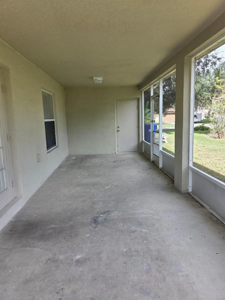 2301 EL MARRA DR