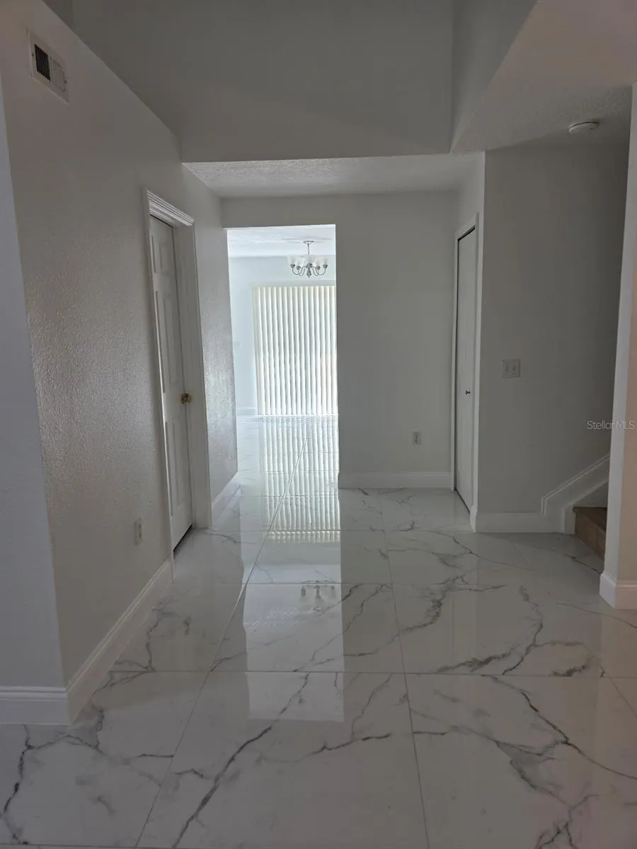 2301 EL MARRA DR