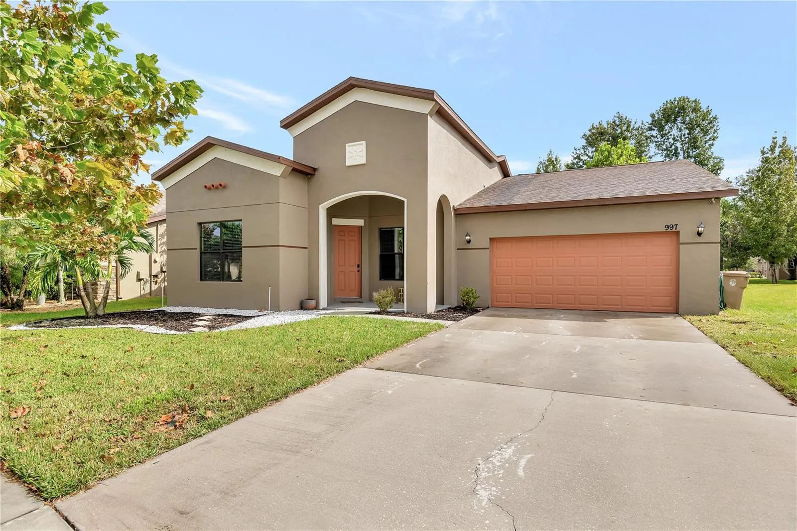 997 LA MIRADA CT