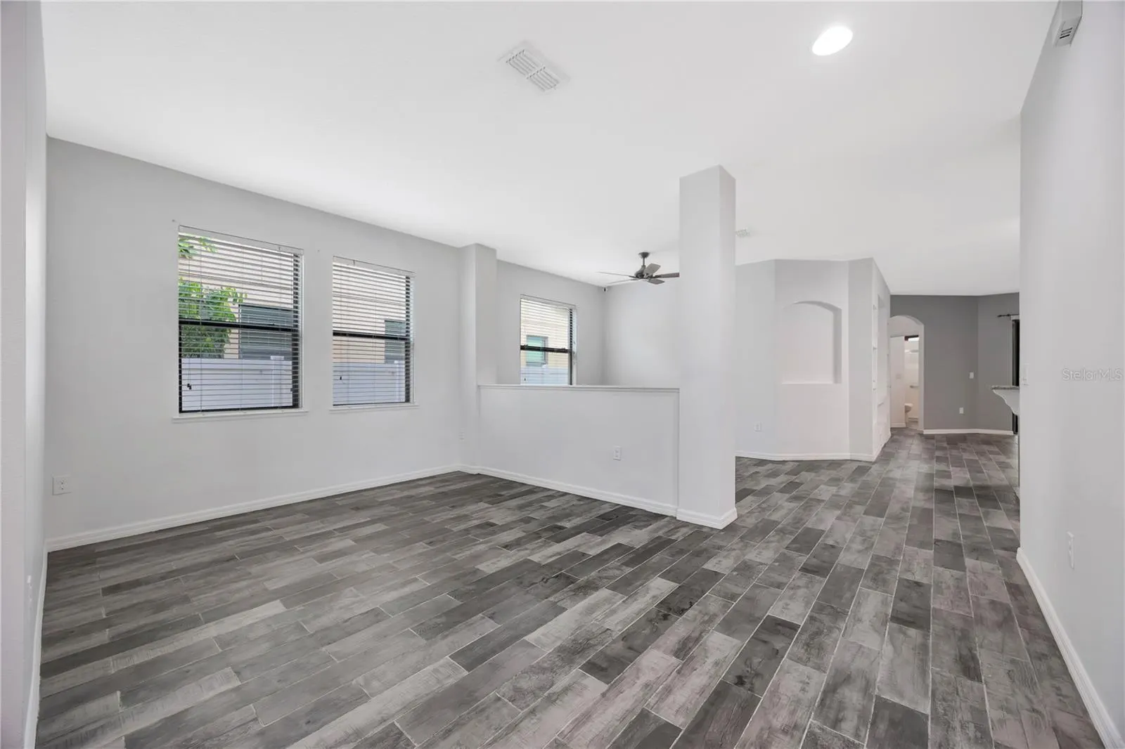 997 LA MIRADA CT